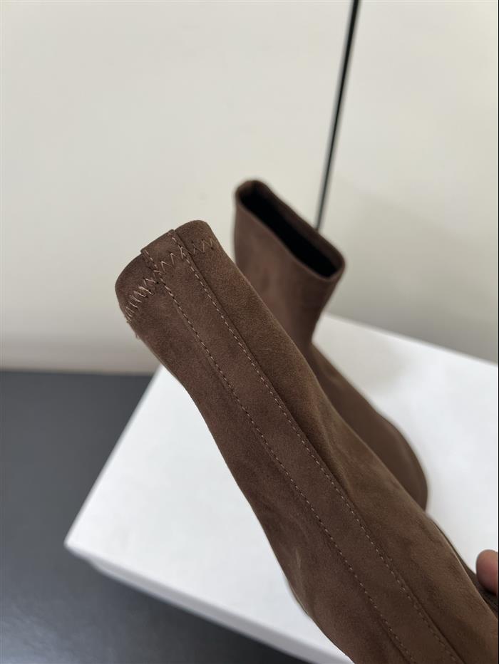 20251128173233628 310